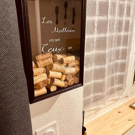 La Cave Aux Lumières * Renaison